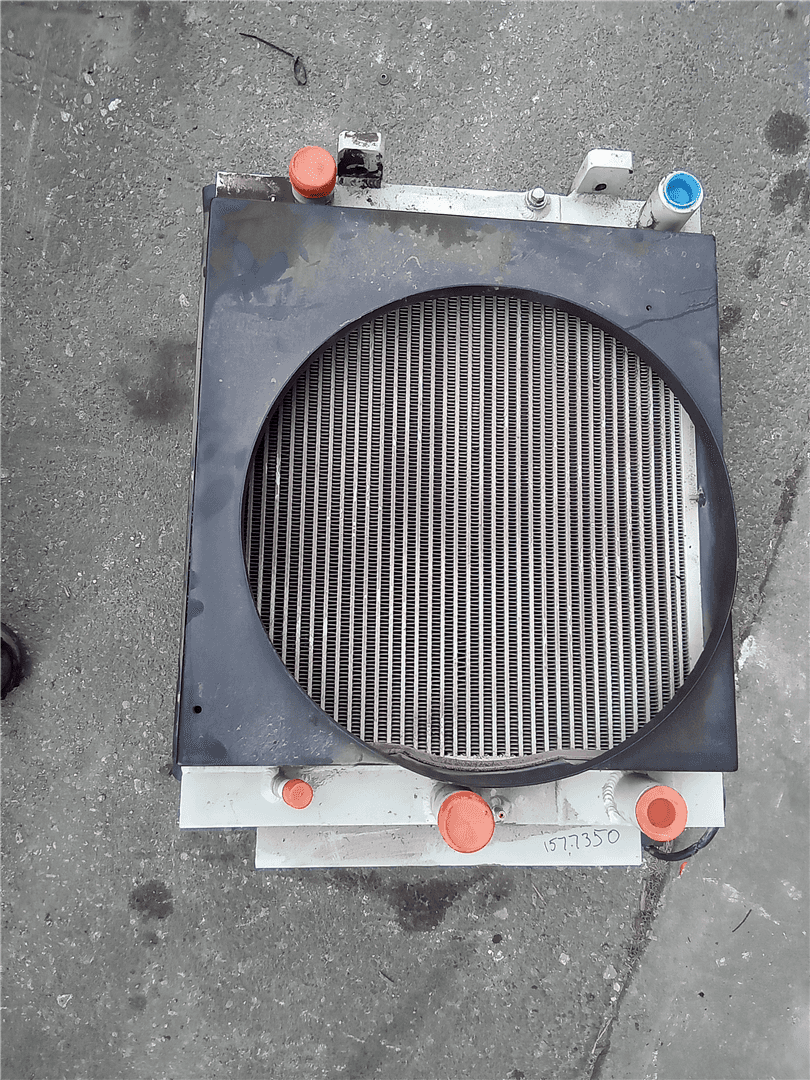 USED RADIATOR image 2