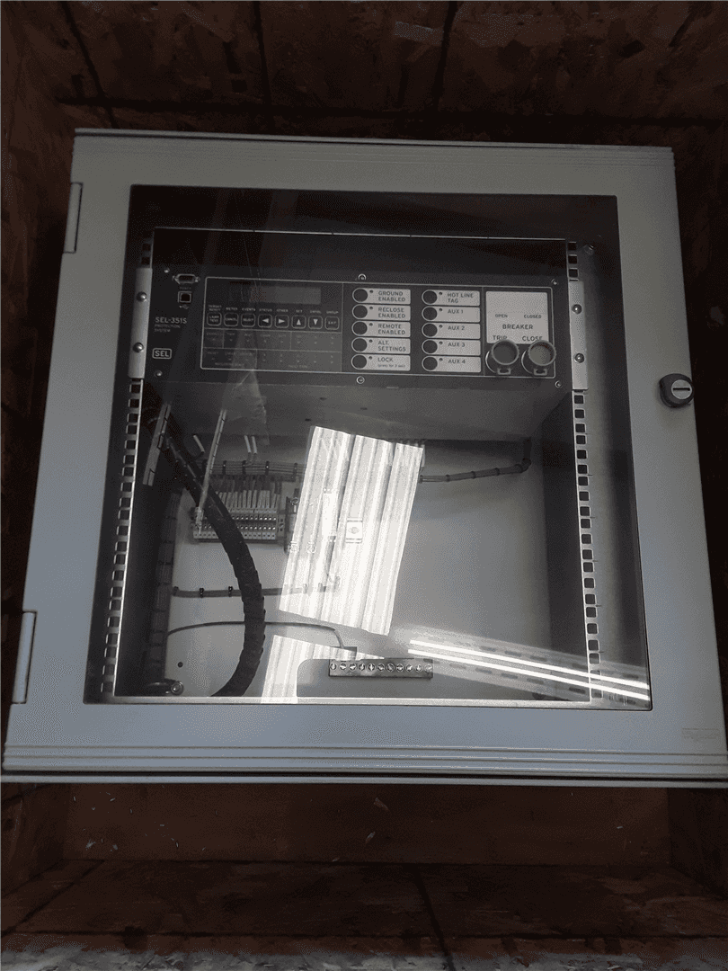 NEW SEL 351S PROTE image 2