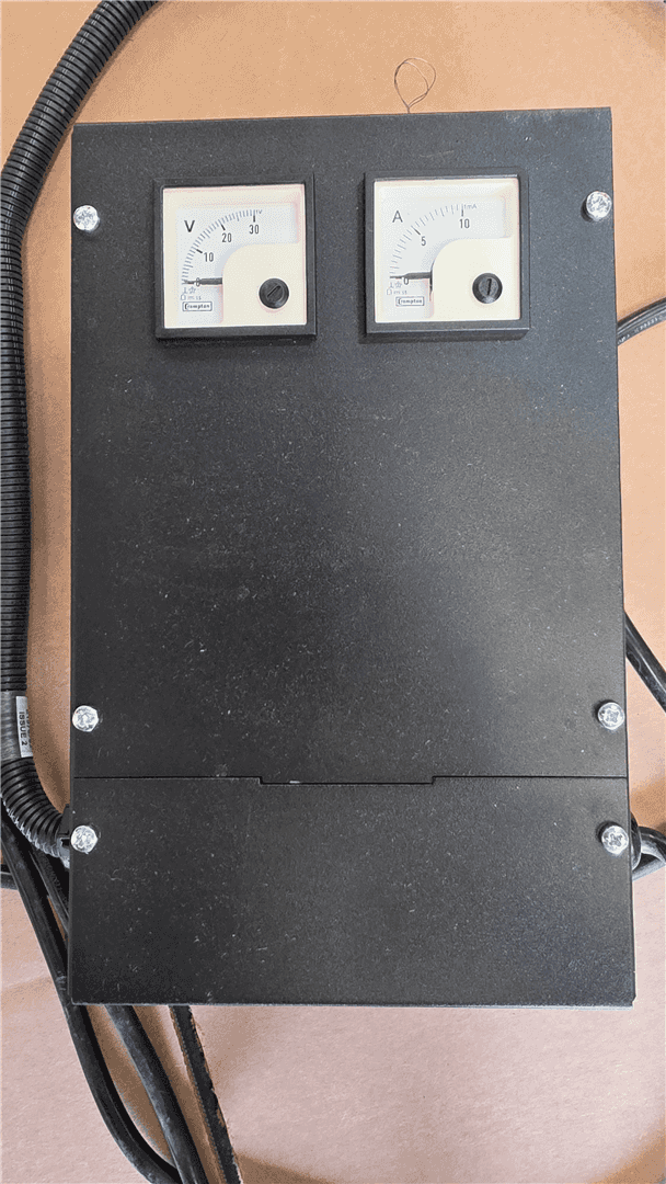 USED BATTERY CHARG image 2