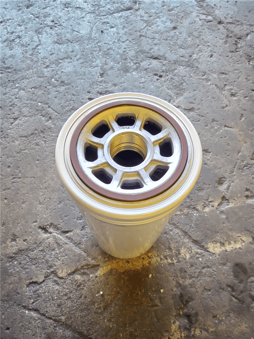 NEW OIL FILTER image 2