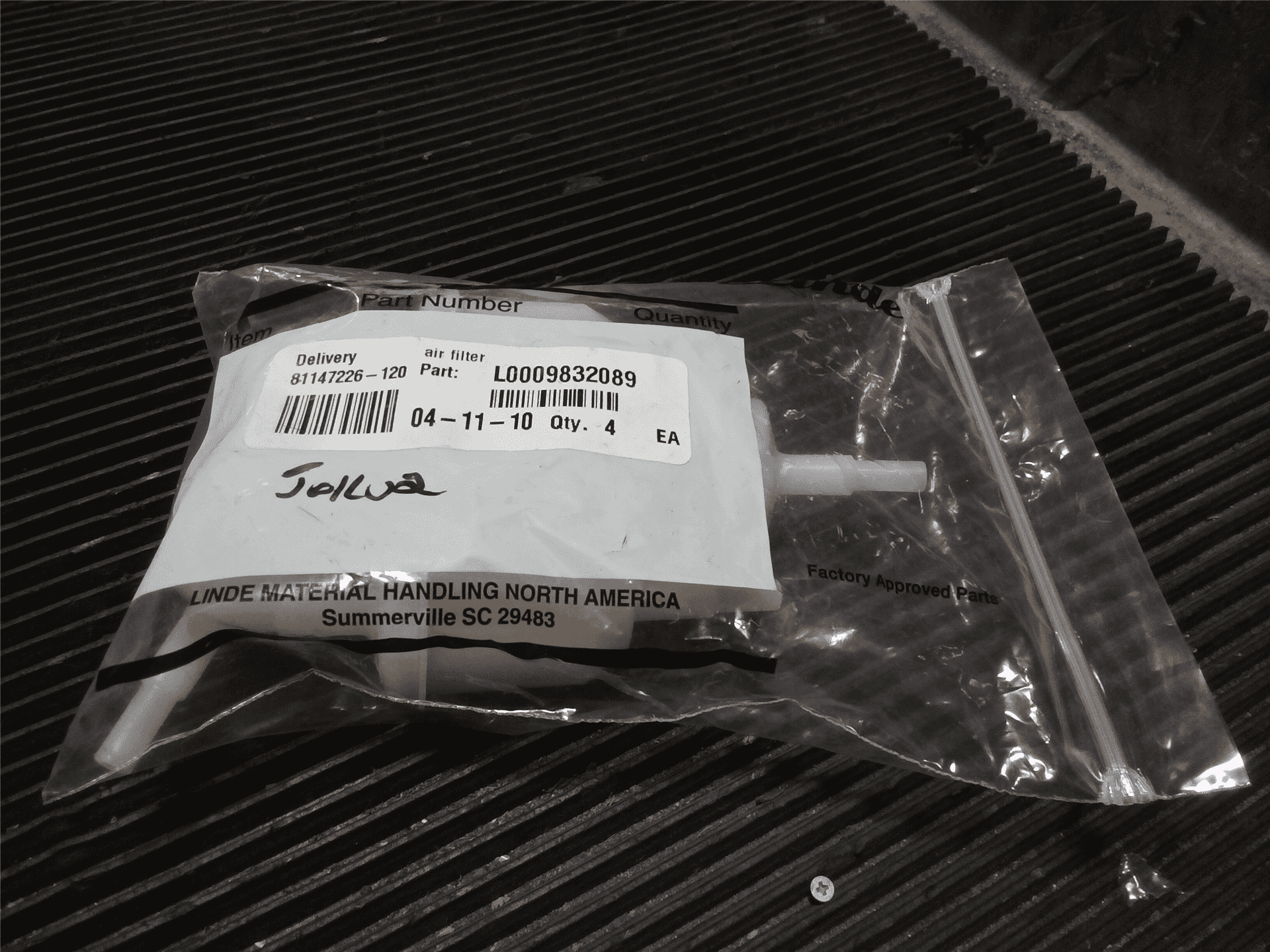 NEW AIR FILTER image 2