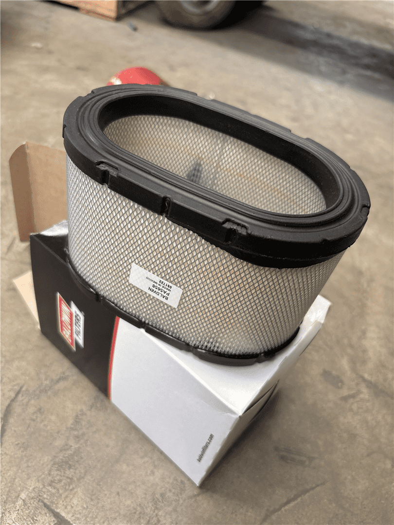 NEW AIR FILTER image 3