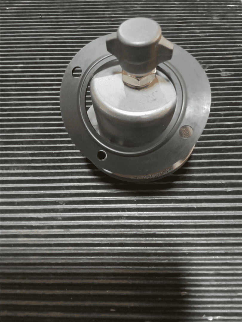 NEW HYD TANK BREAT indicator image 1