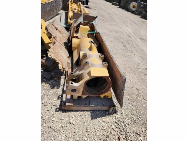 3102887 LH AND 3102886 RH REAR TRACK FRAME  NEW          MQ indicator image 1