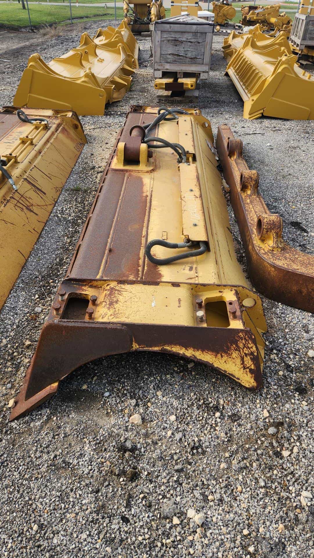 COMPLETE USED D6T XL ANGLE BLADE                  MQ image 3