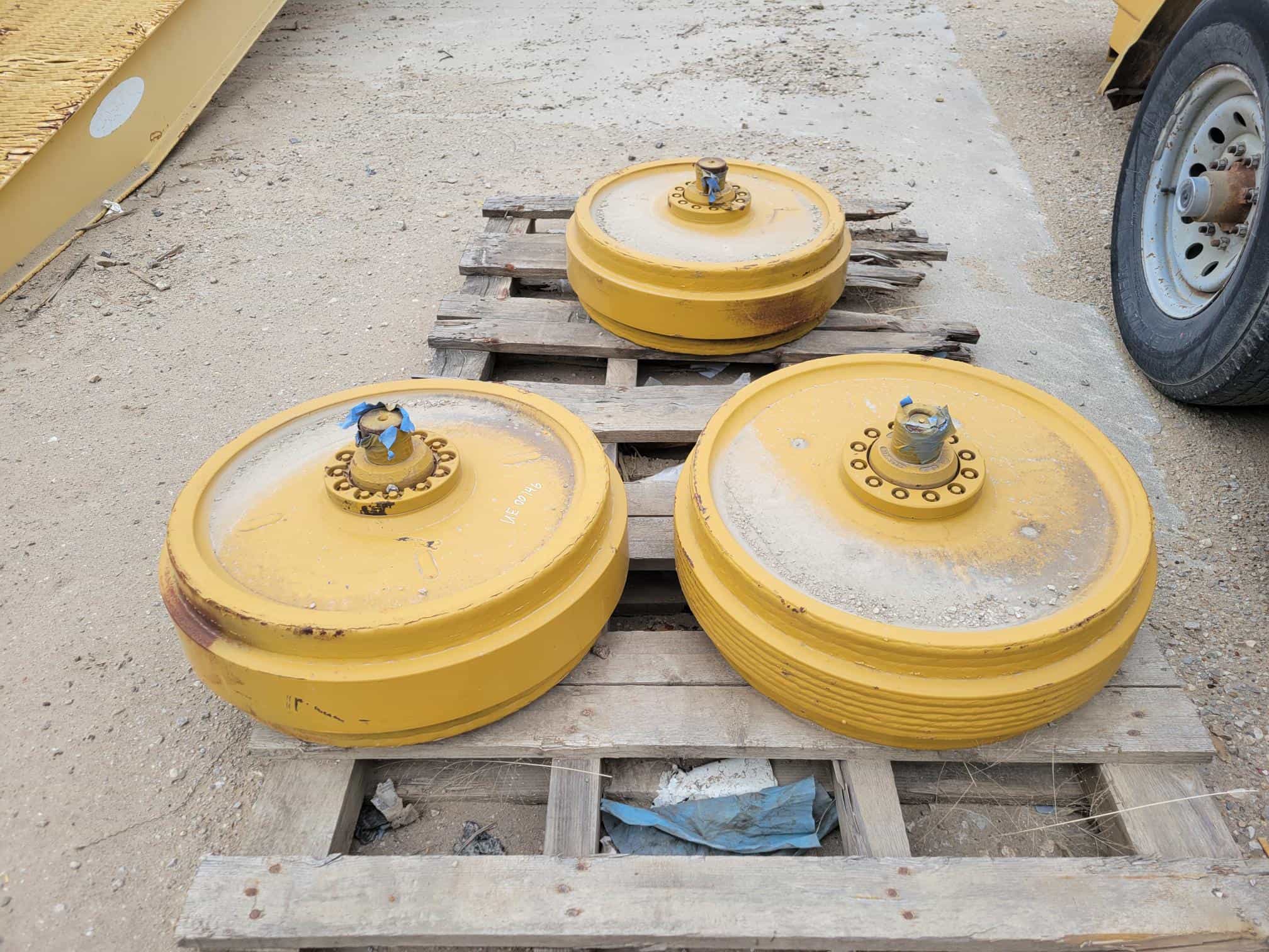 CAT D6T IDLERS PART NUMBER 395-4329   BLH image 4