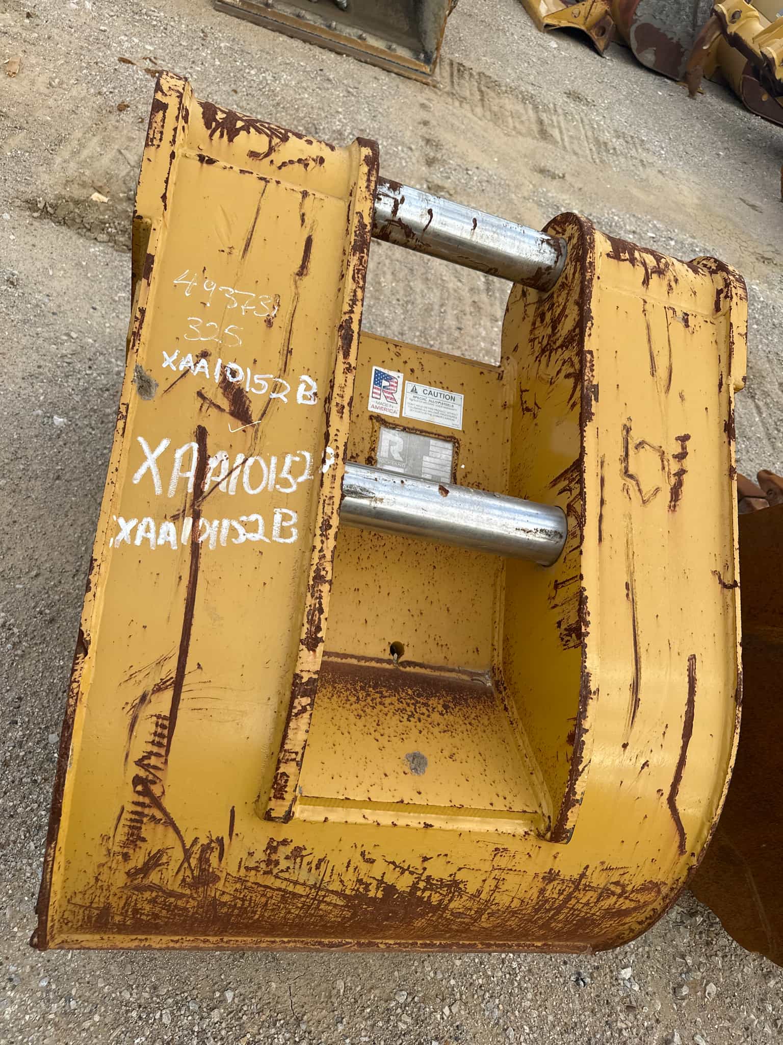 ROCKLAND B LINKAGE BUCKET *PIN GRABBER USE ONLY* MV image 4