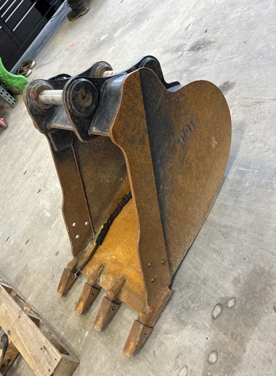 18" PINLOCK BUCKET   SRS  6/2026 image 3