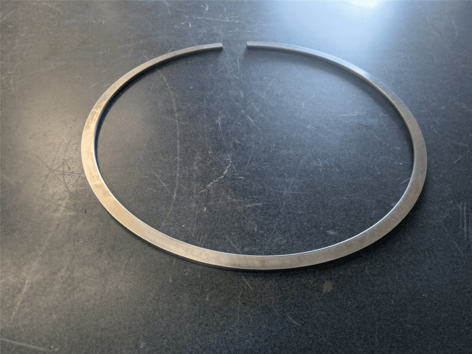 NEW RING PISTON image