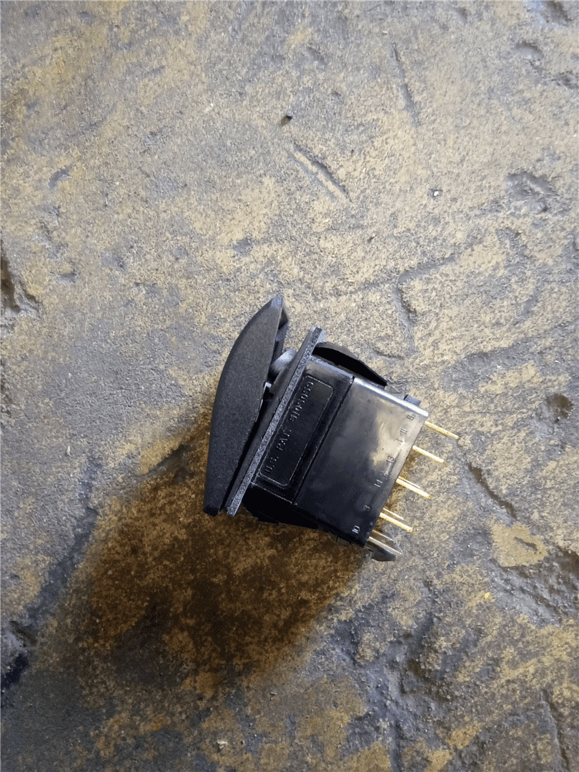 NEW ROCKER SWITCH image