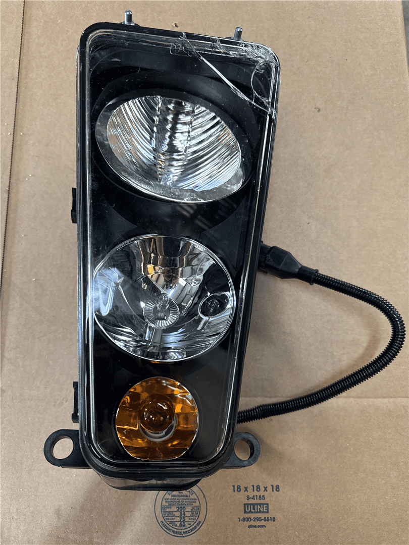 NEW RH LAMP image