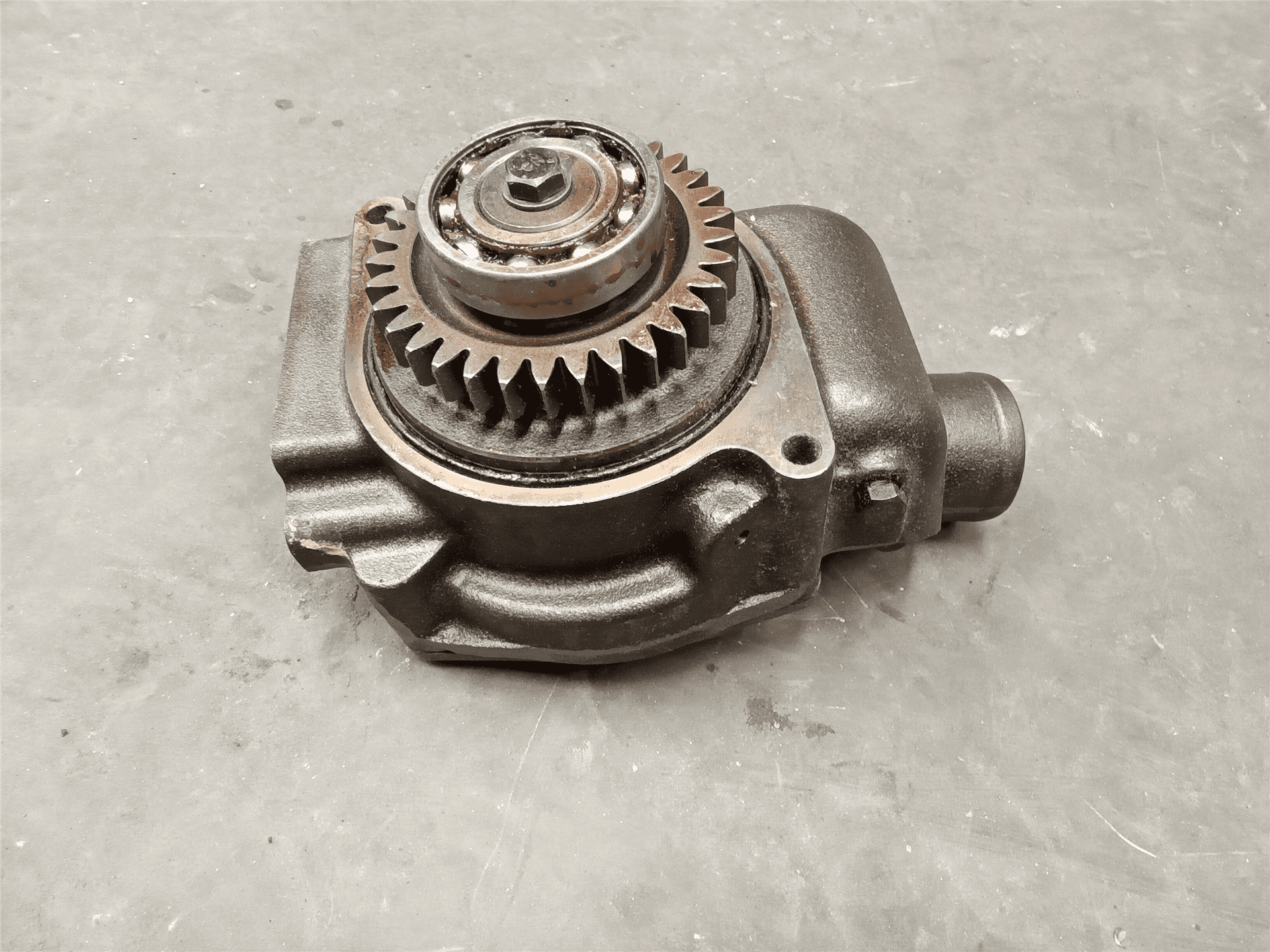 NEW PUMP WATER image