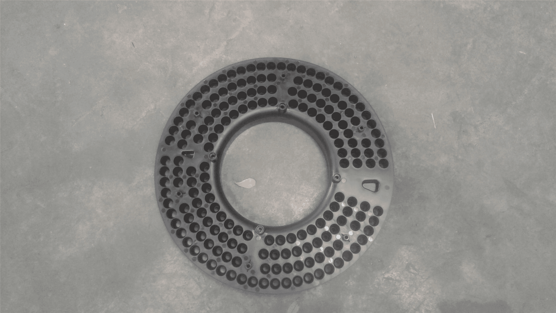NEW UPPER BAFFLE image