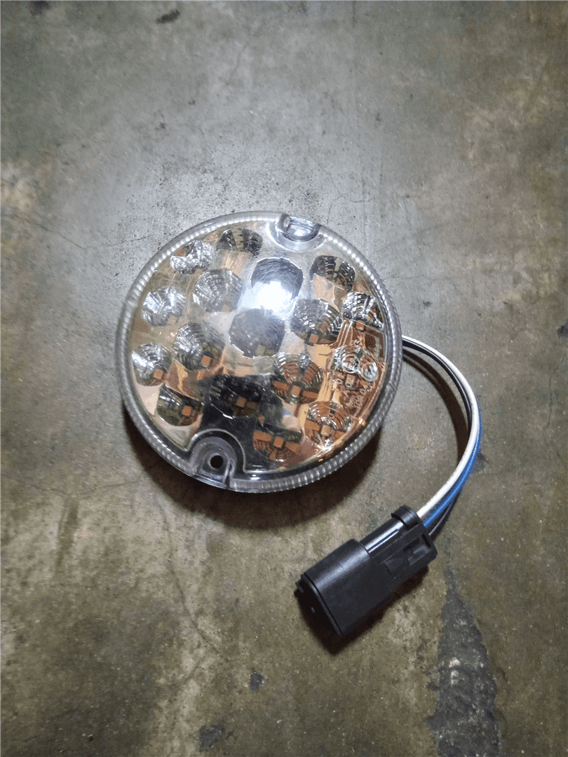 NEW BASIC LAMP image