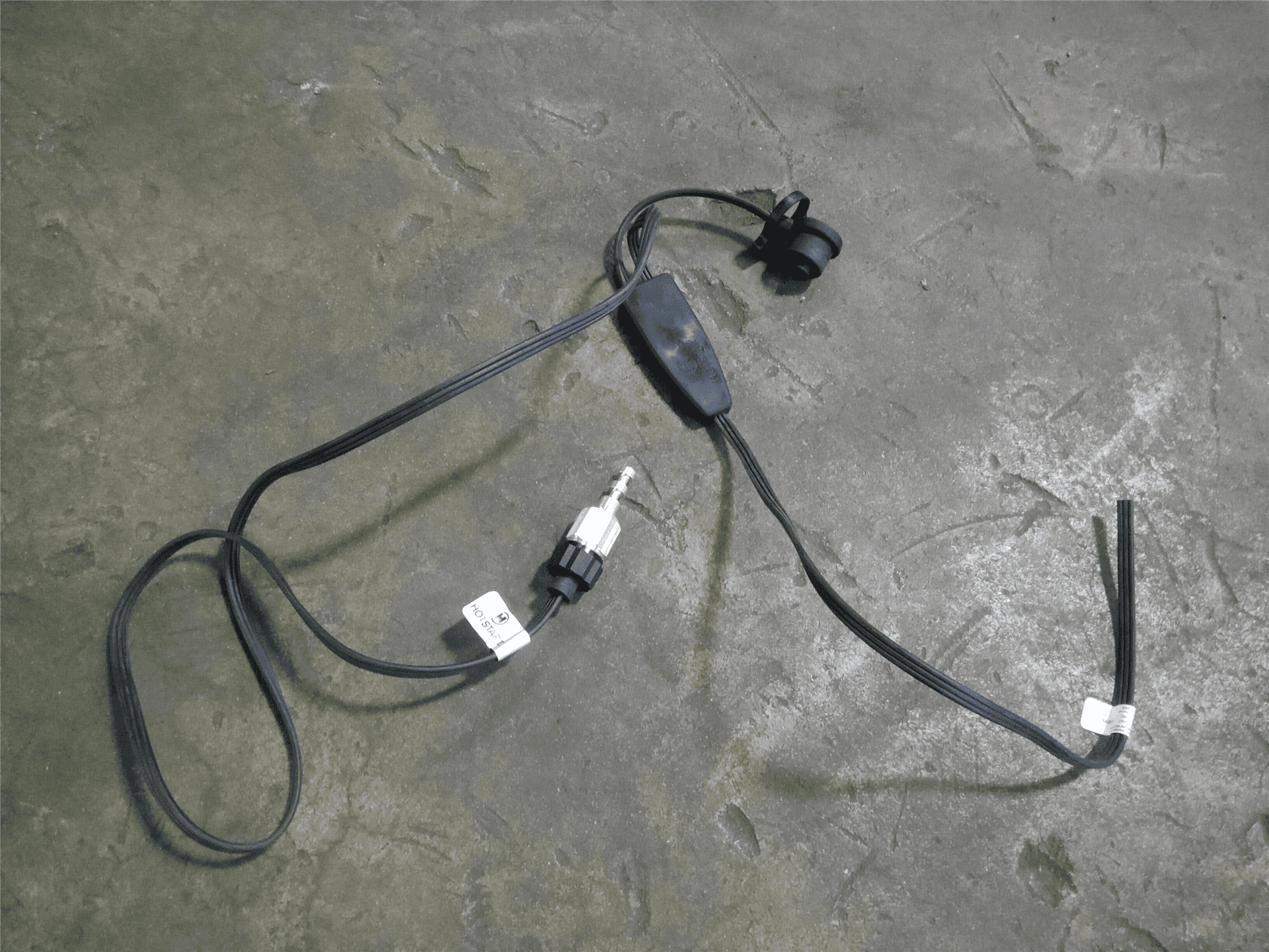 NEW WIRE AS image