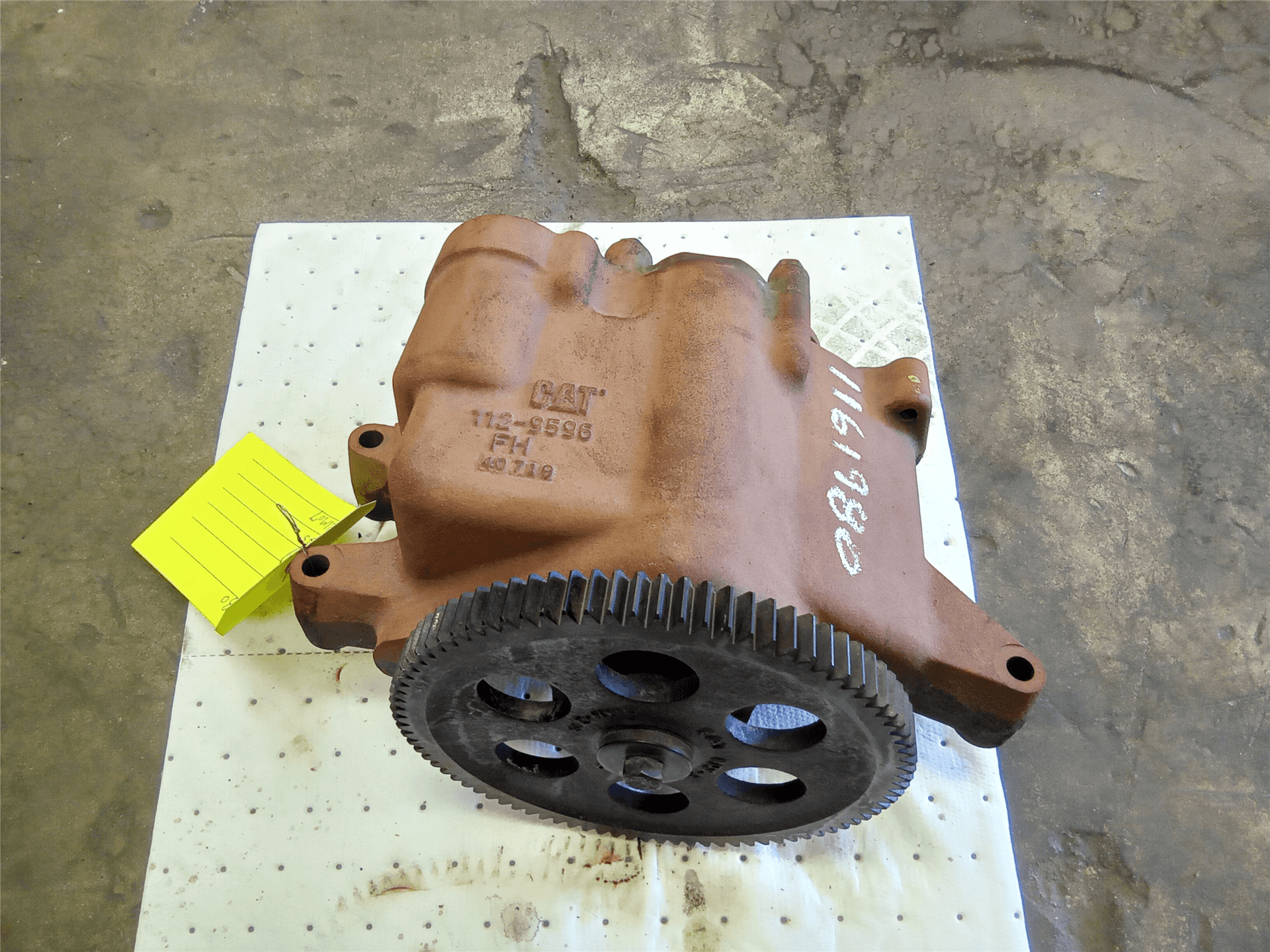 USED OIL PUMP image