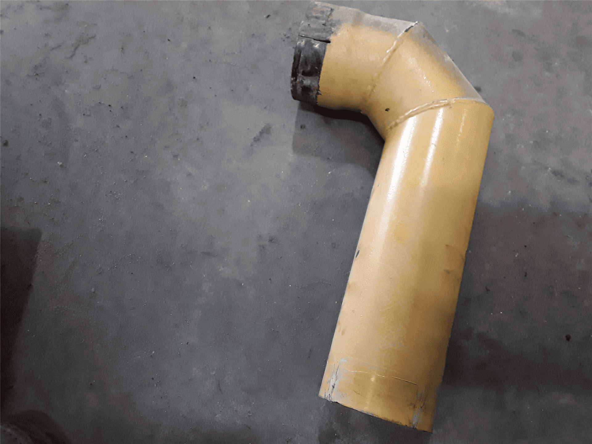 USED ELBOW image