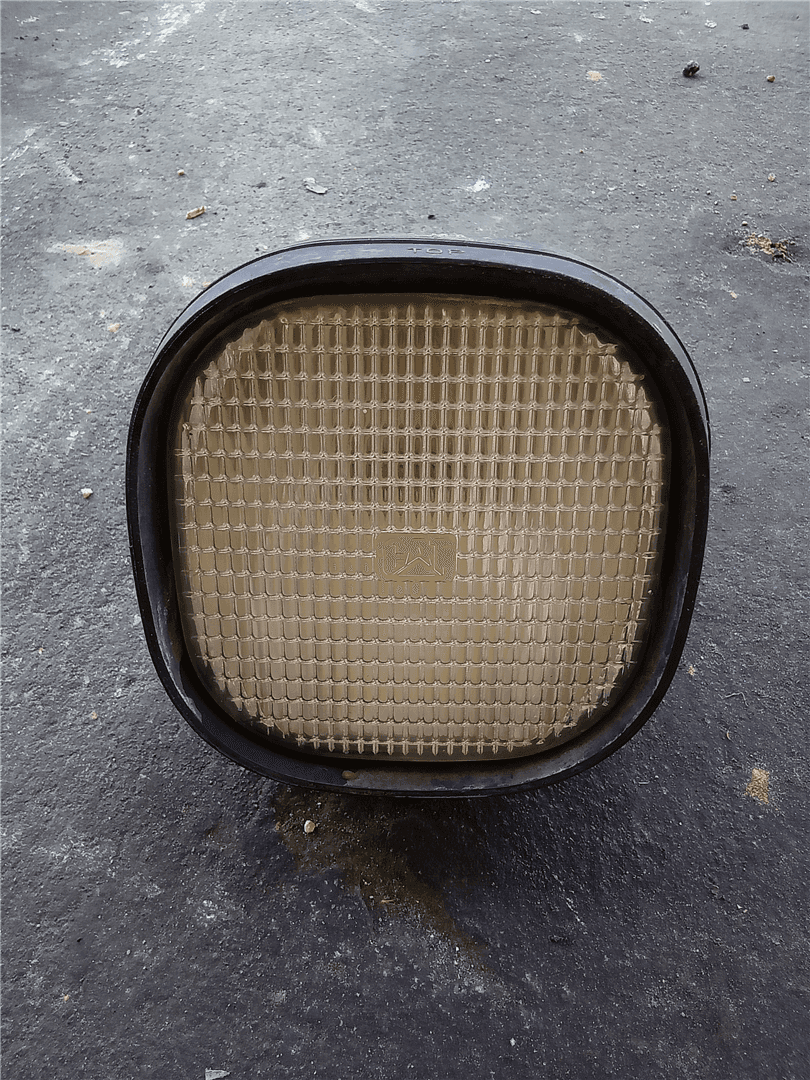 USED FLOOD LAMP image