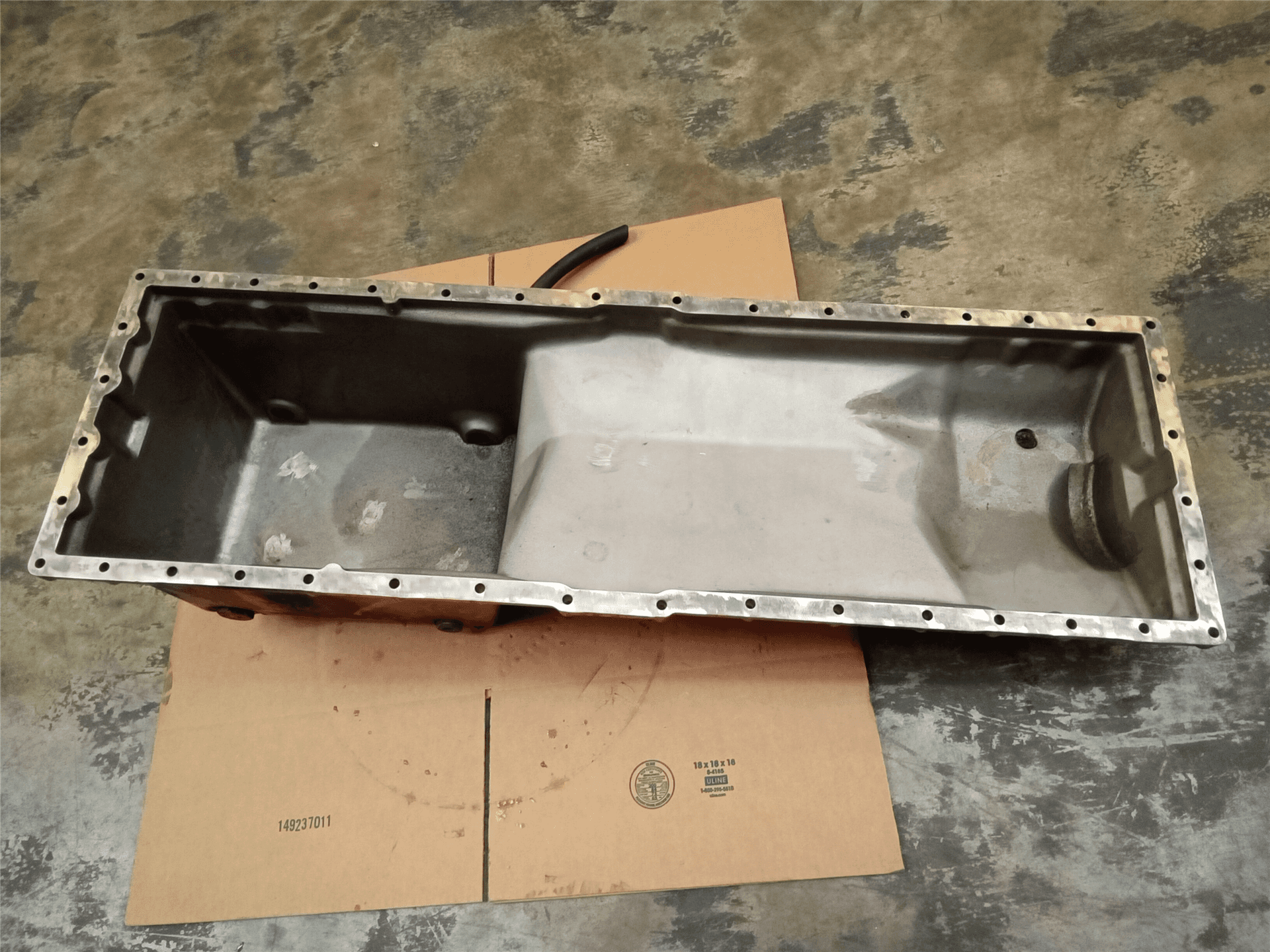 USED OIL PAN image