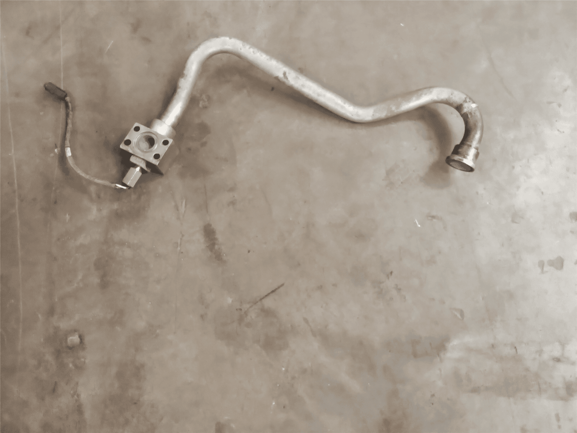 USED TUBE image