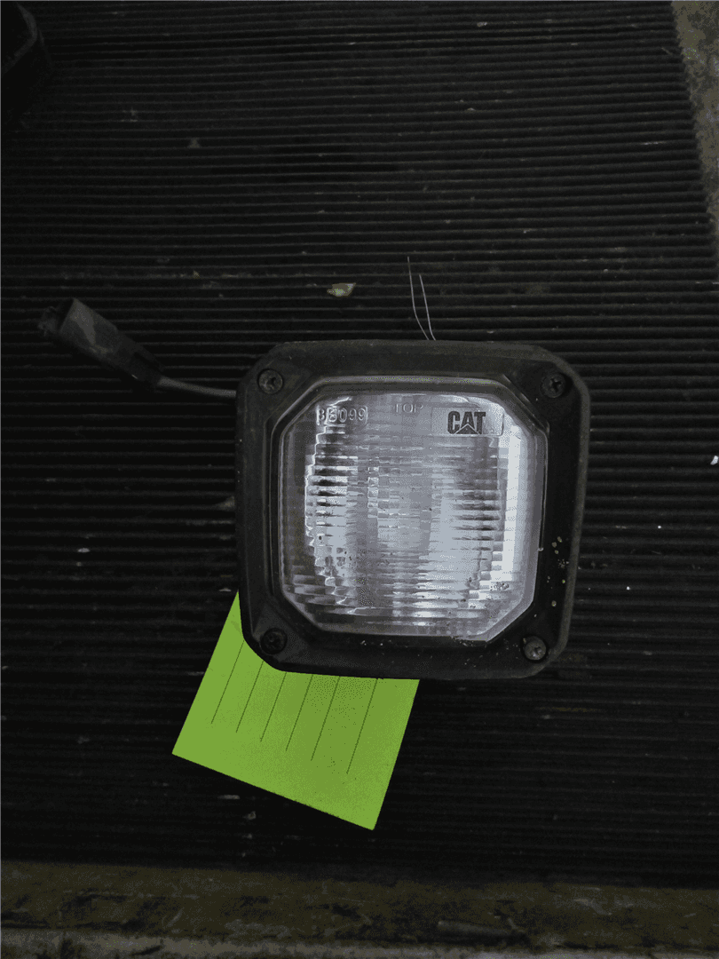 USED FLOOD LAMP image