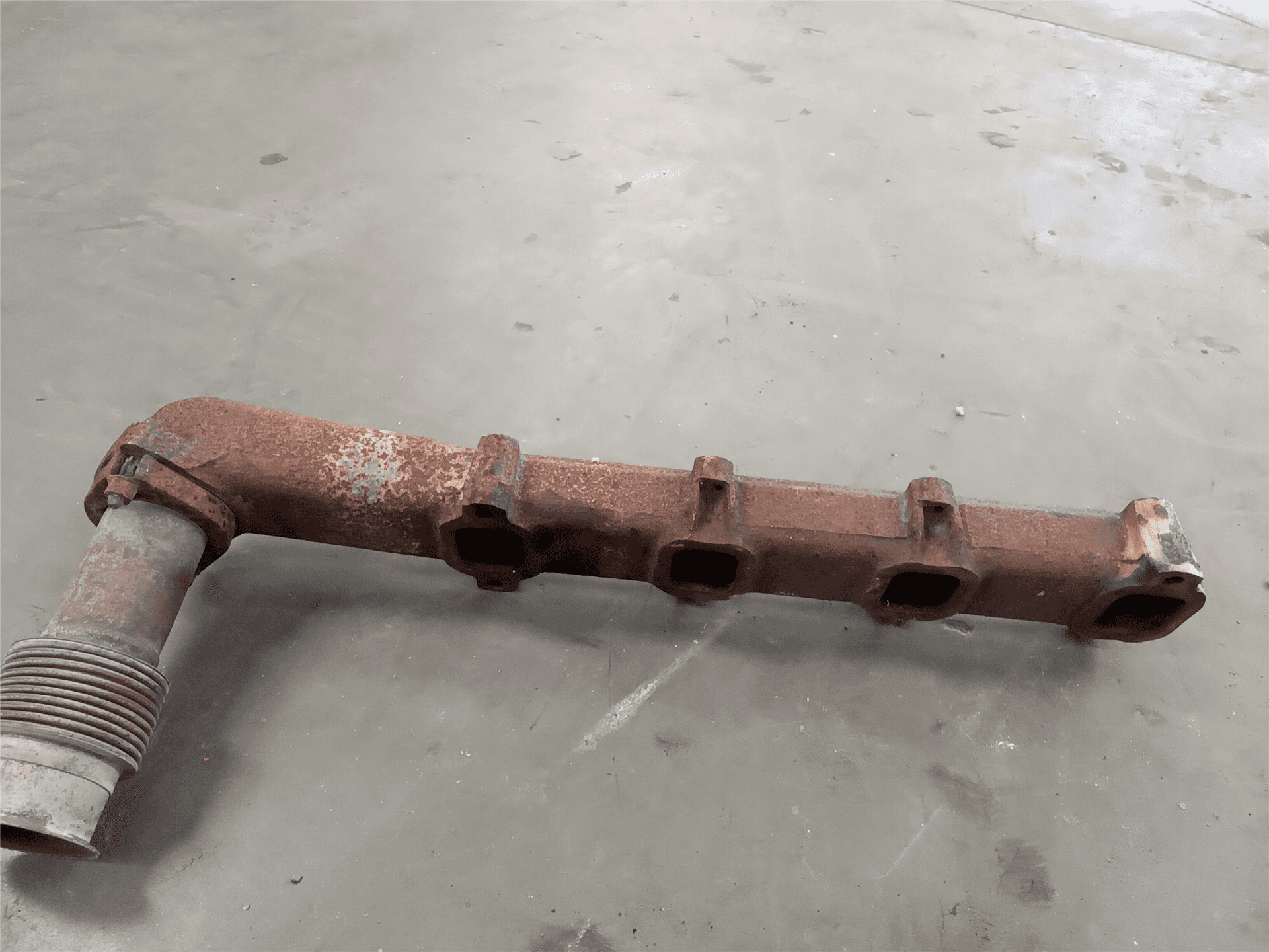 USED LH EXHAUST MA image