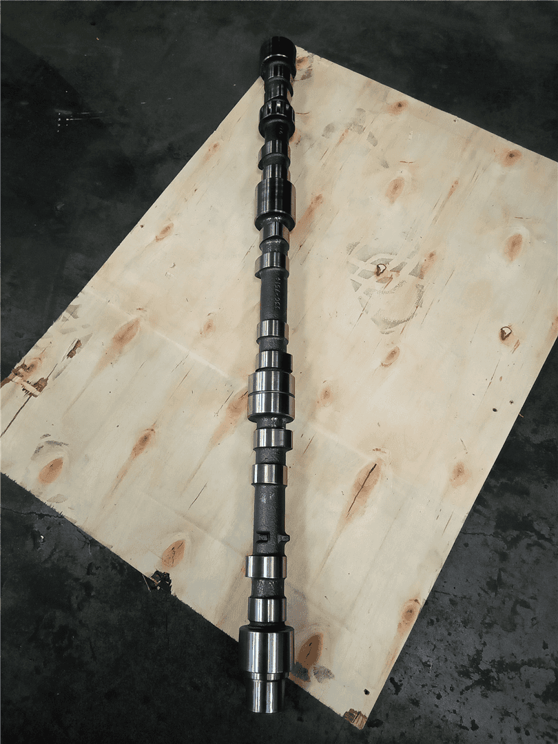 USED CAMSHAFT image