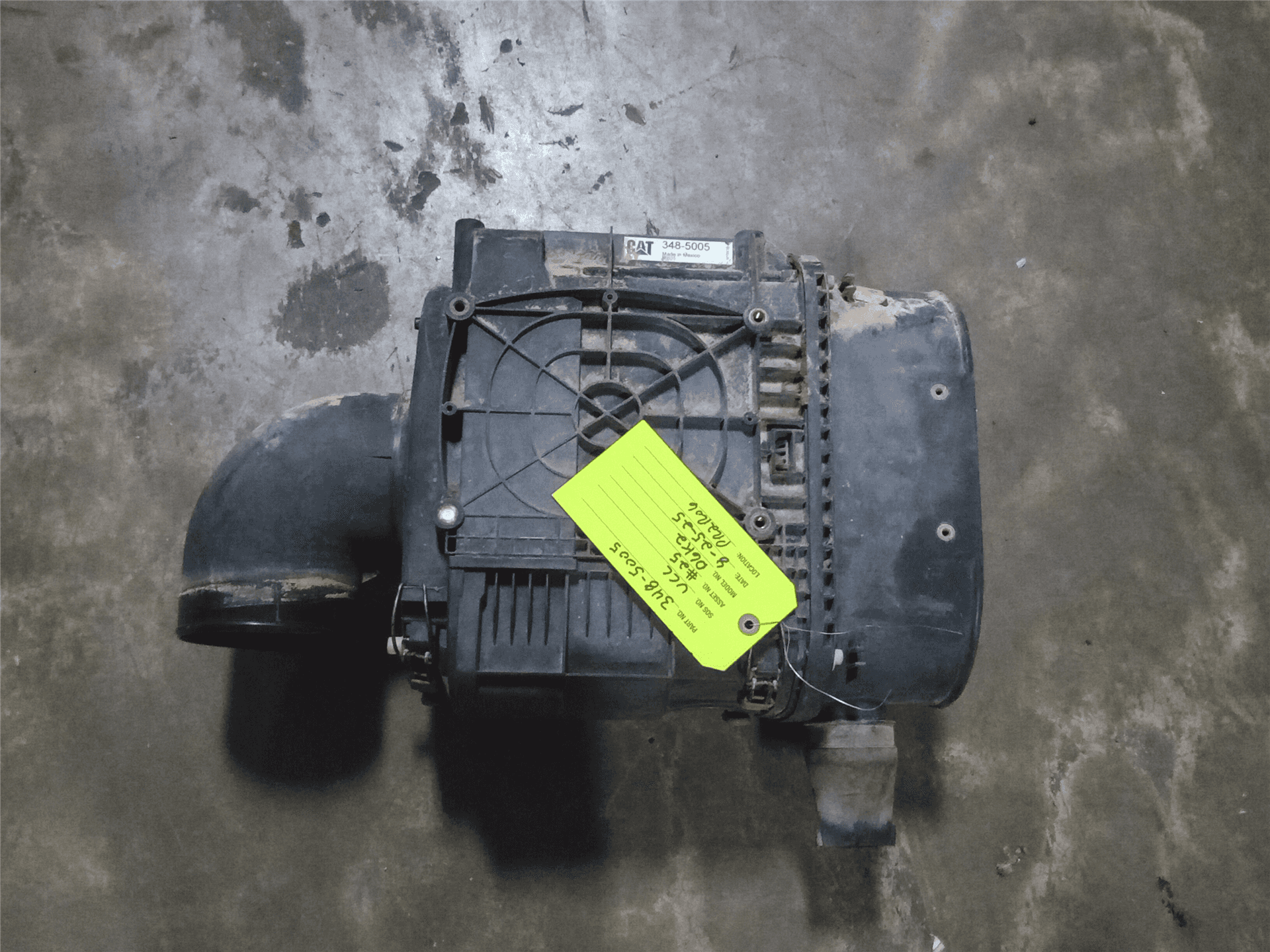 USED AIR CLEANER image