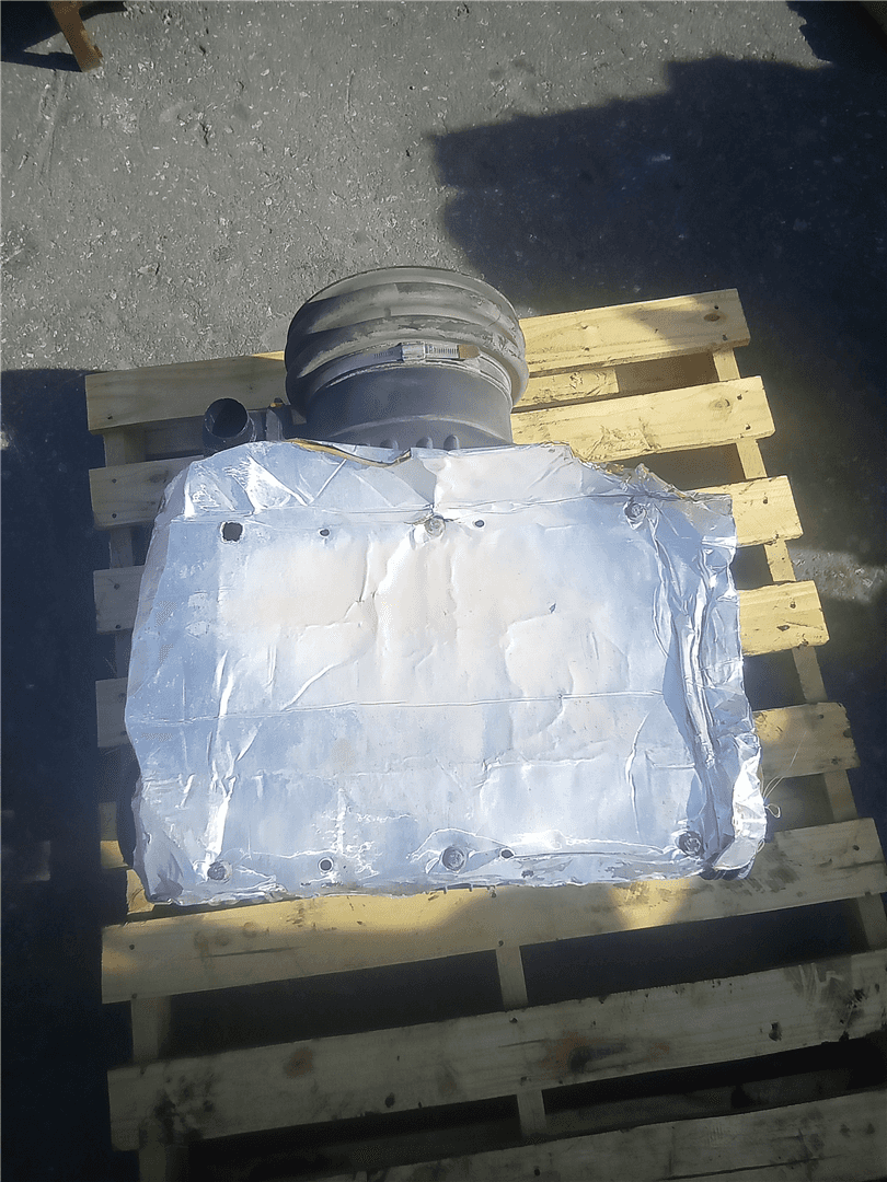 USED AIR CLEANER image