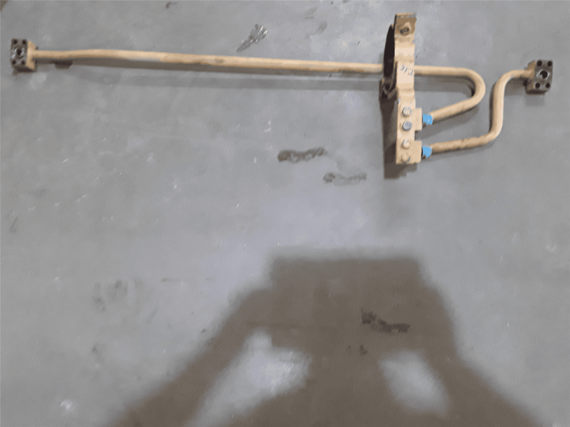 USED TUBE CLAMP image