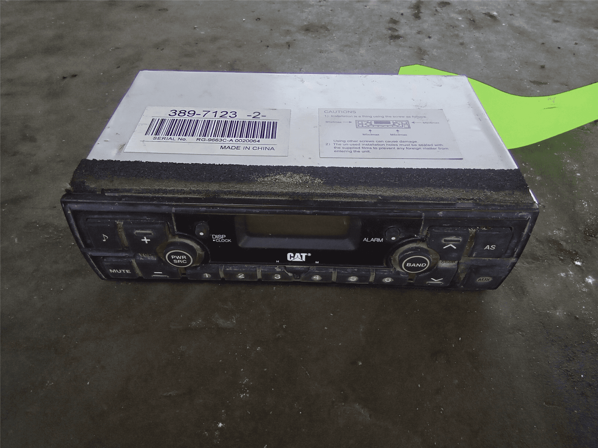 USED RADIO image