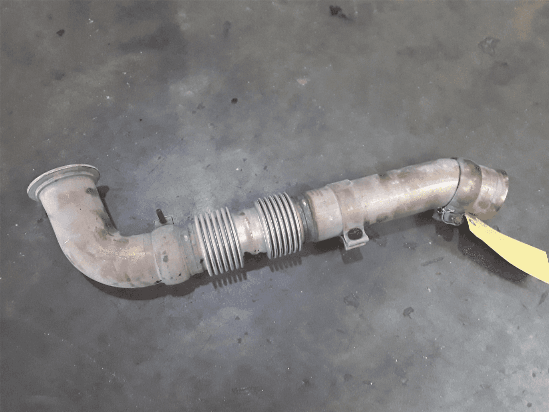 USED EXHAUST PIPE image