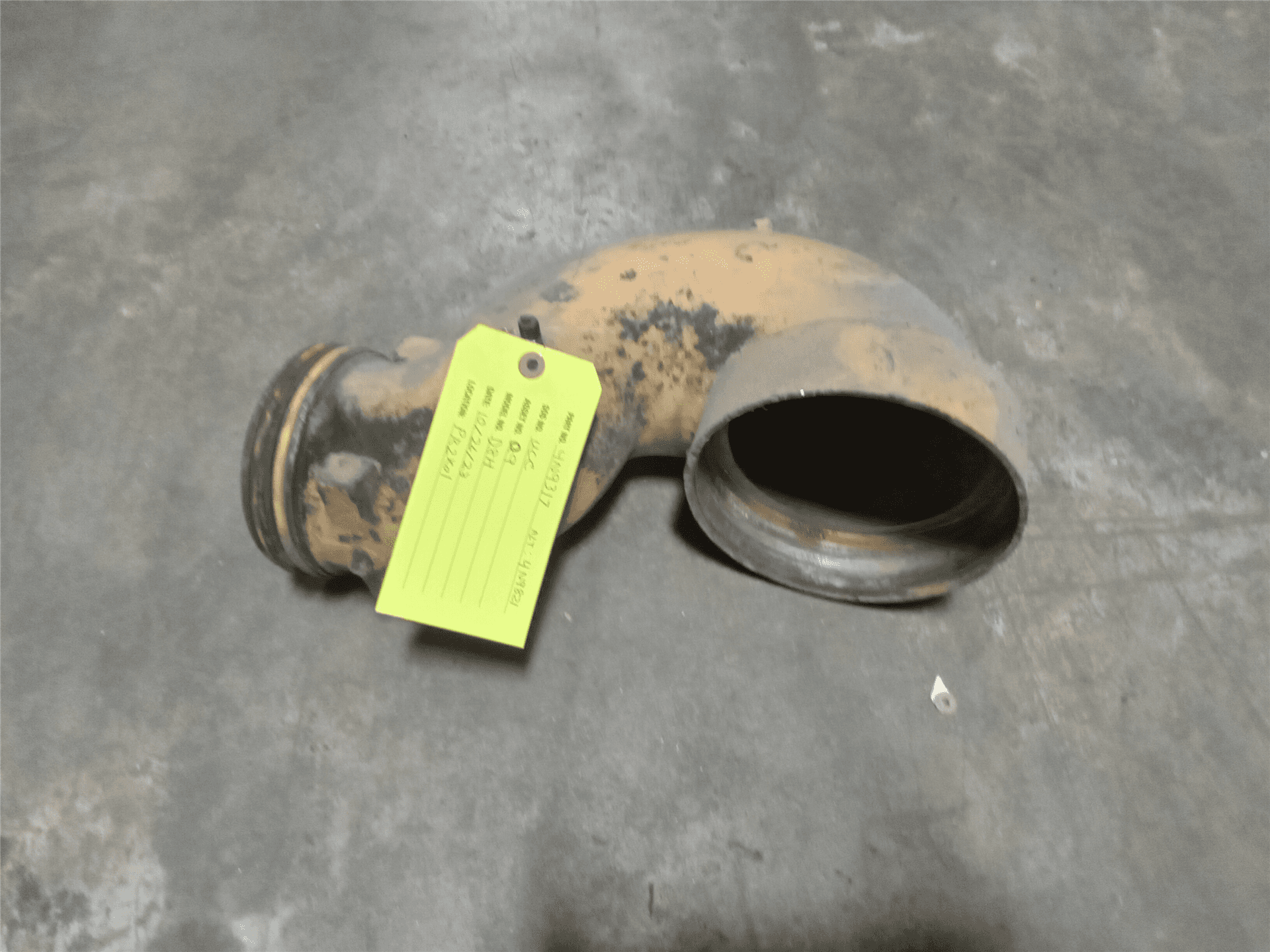 USED PIPE AS image