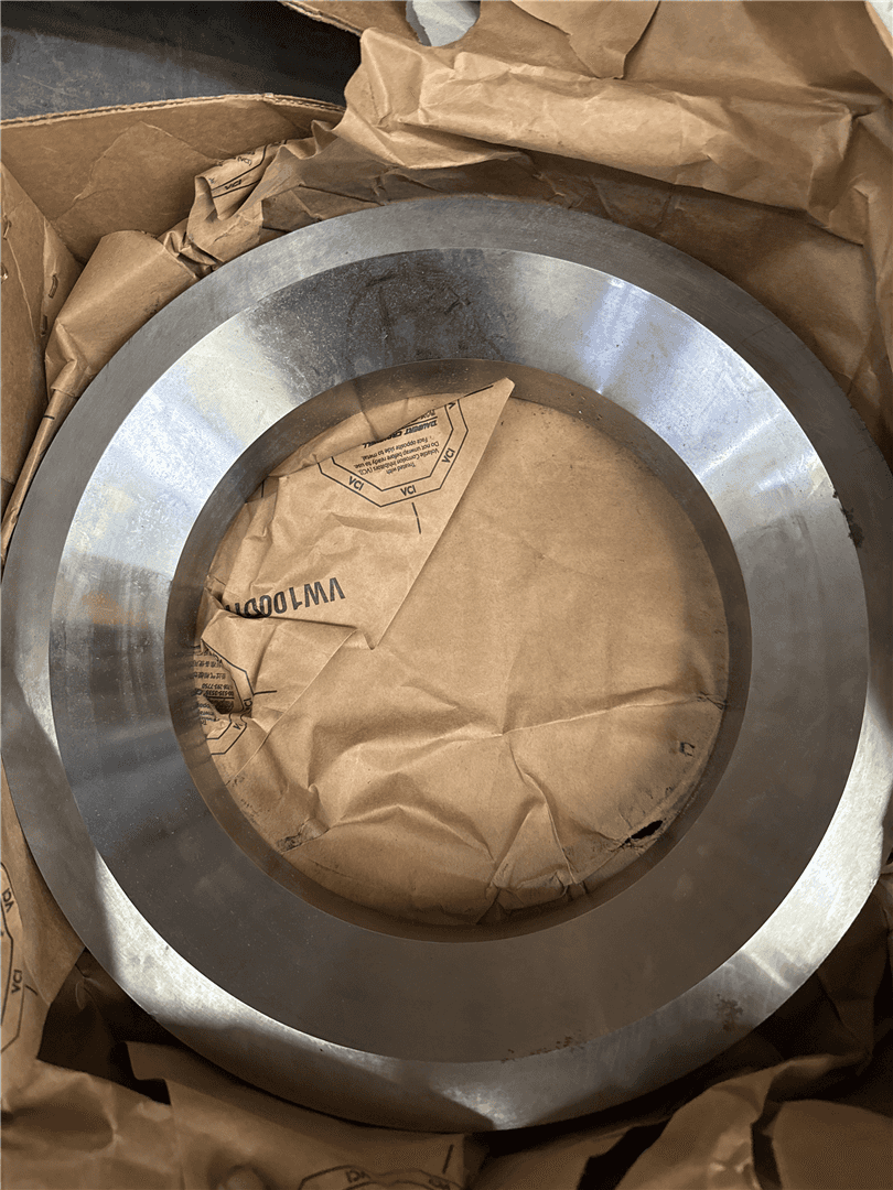 USED RETAINER image