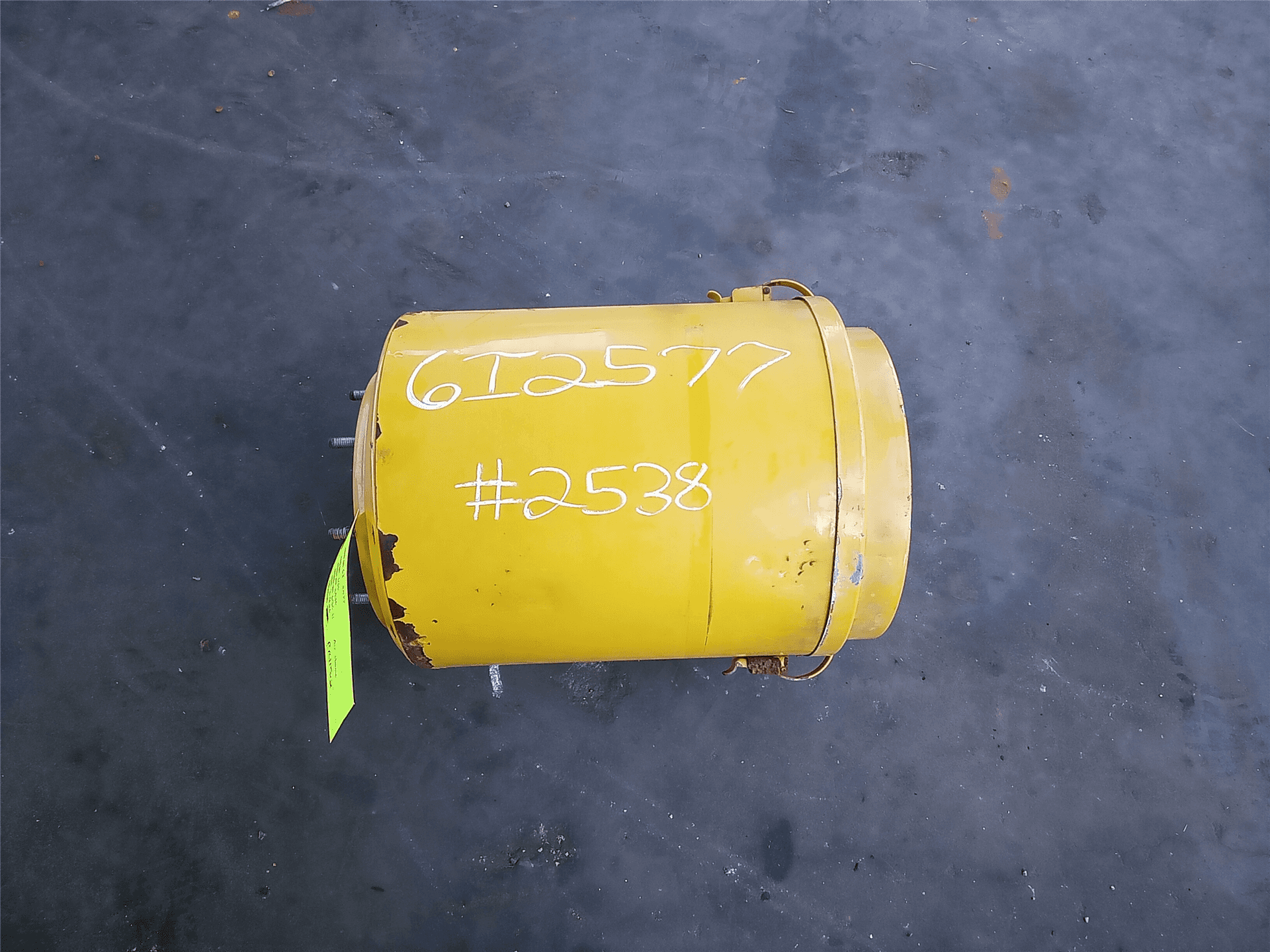 USED AIR CLEANER image
