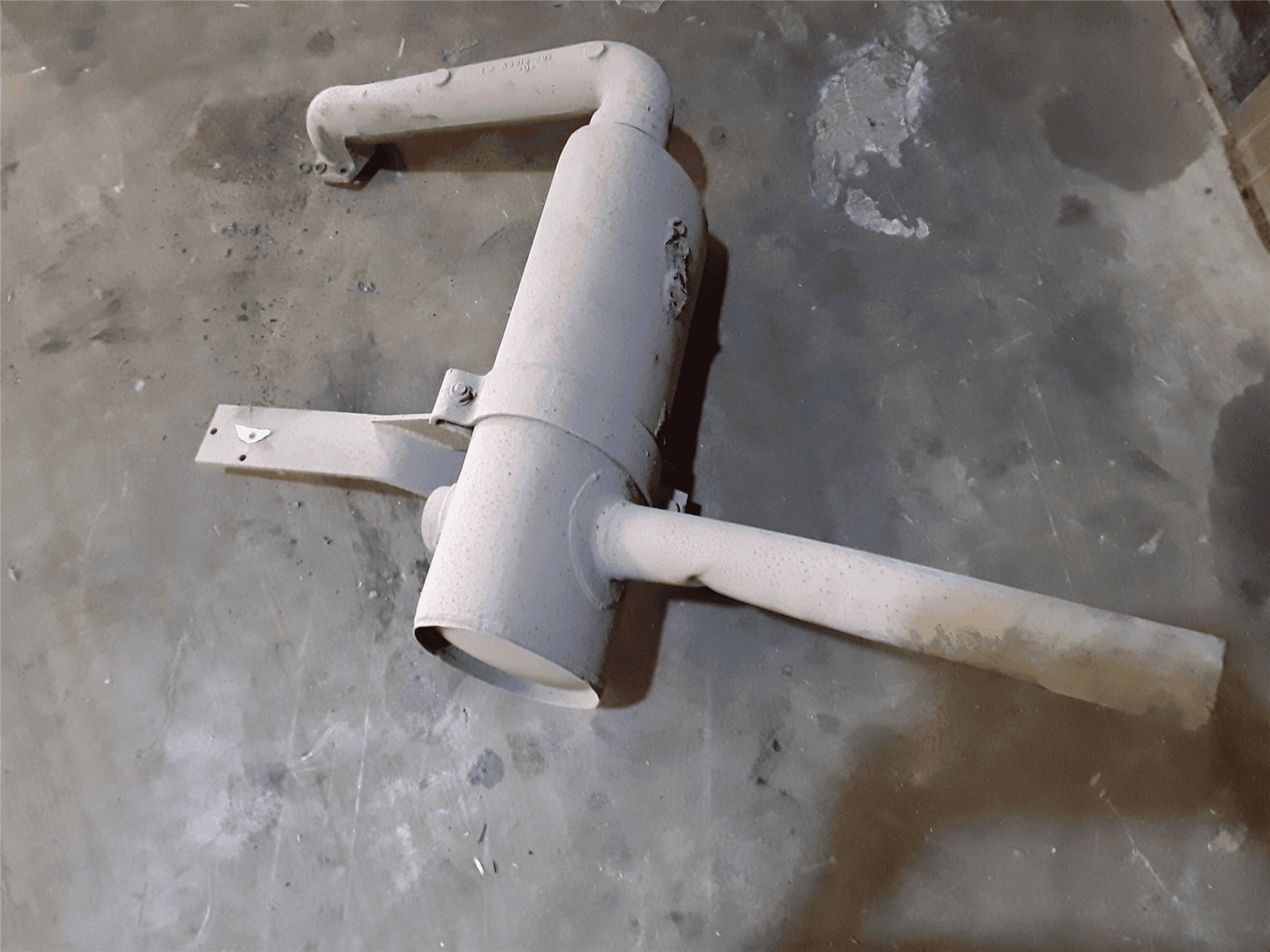 USED MUFFLER GP image