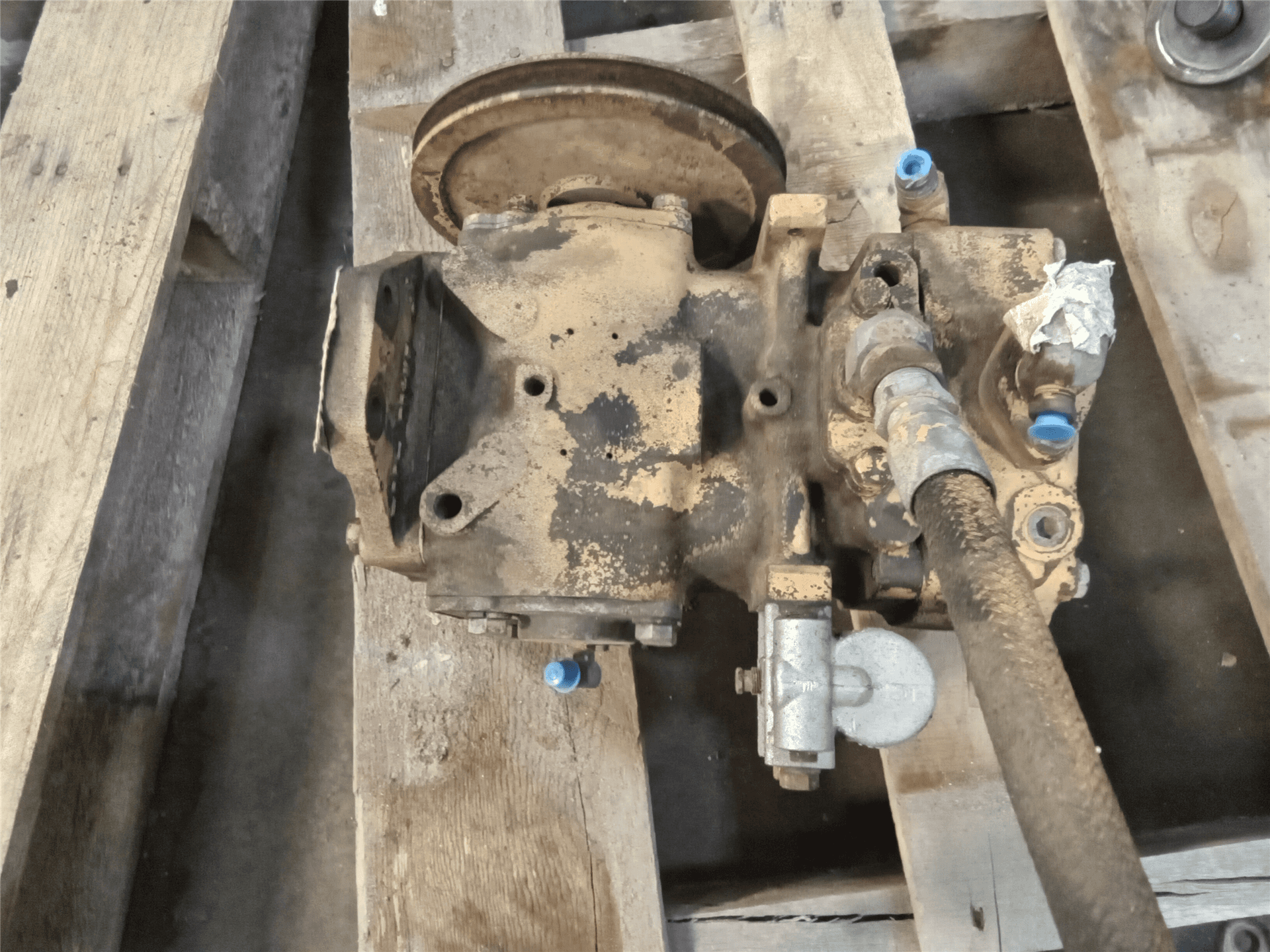 USED AIR COMPRESSO image