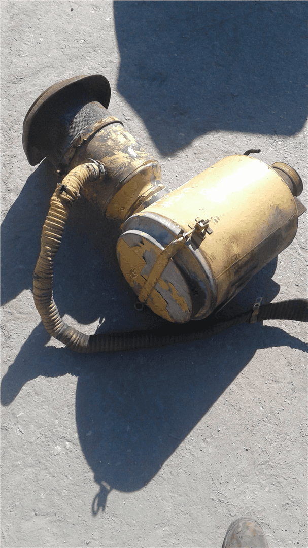 USED AIR CLEANER G image