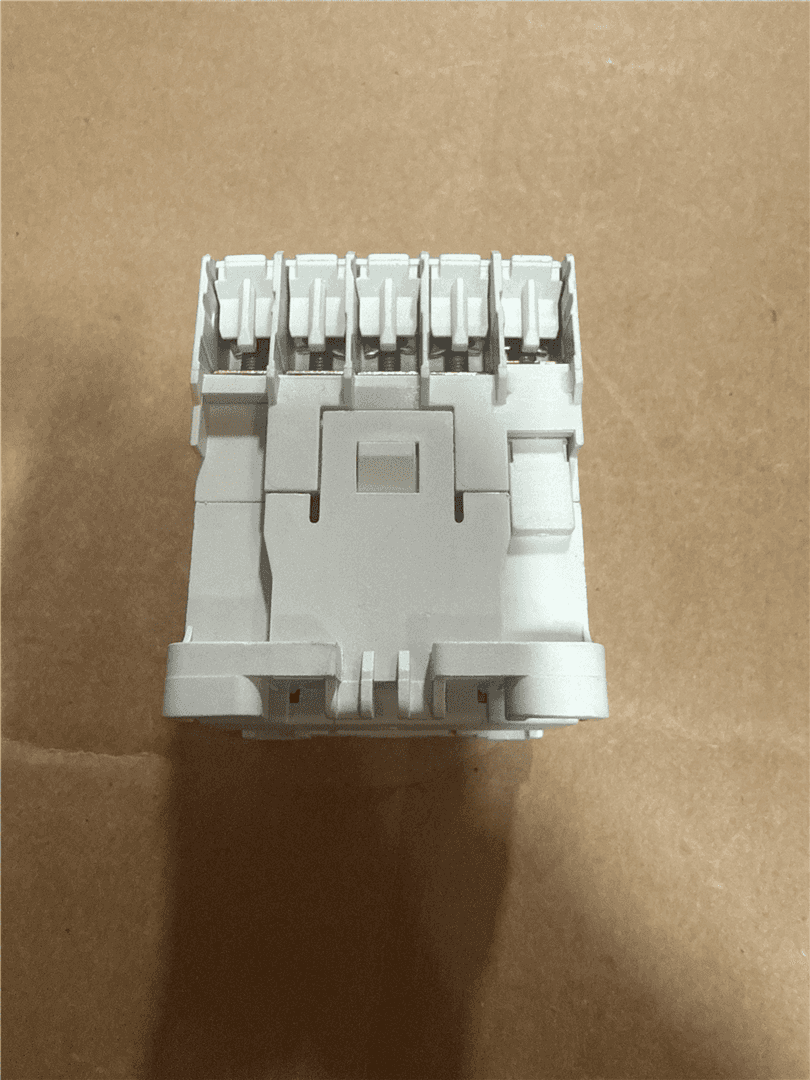 NEW CONNECTOR image