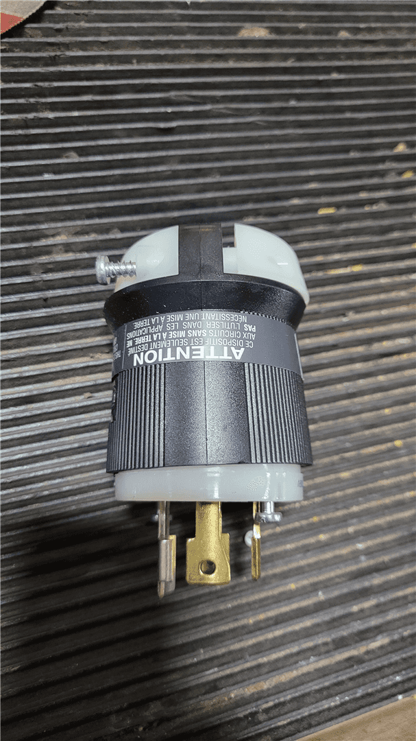 NEW 30 AMP PLUG image