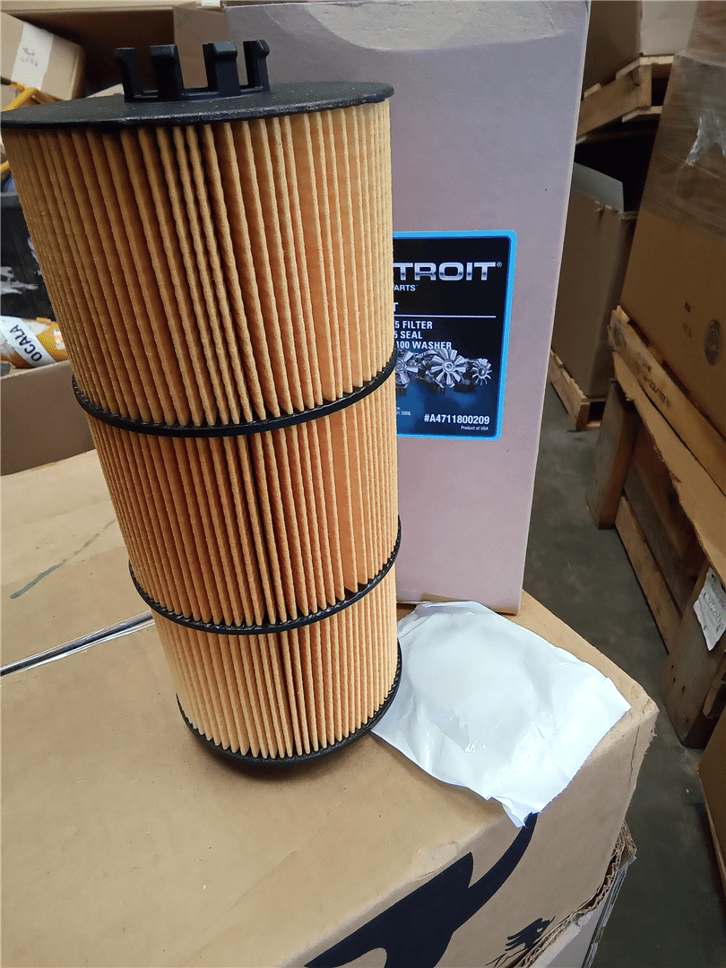 NEW DDEC OIL FILTE image