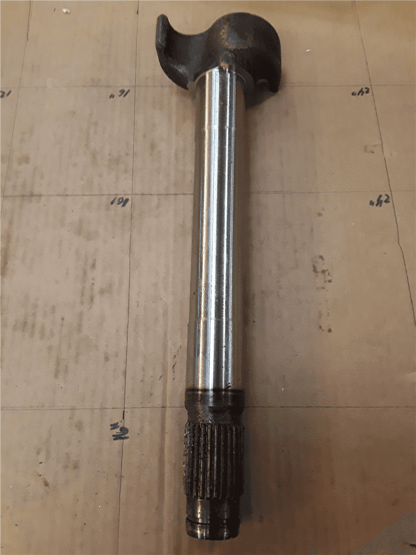 NEW CAMSHAFT RH image