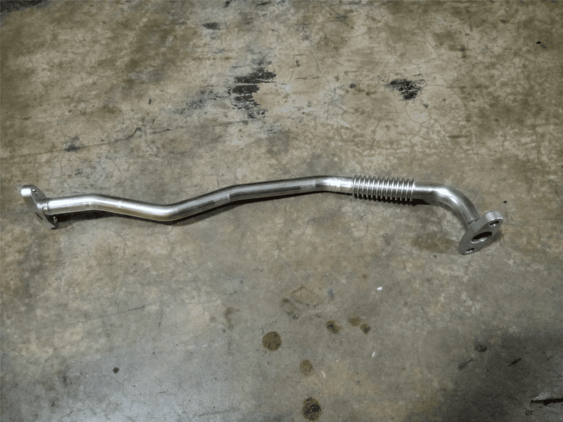 NEW OIL PIPE image