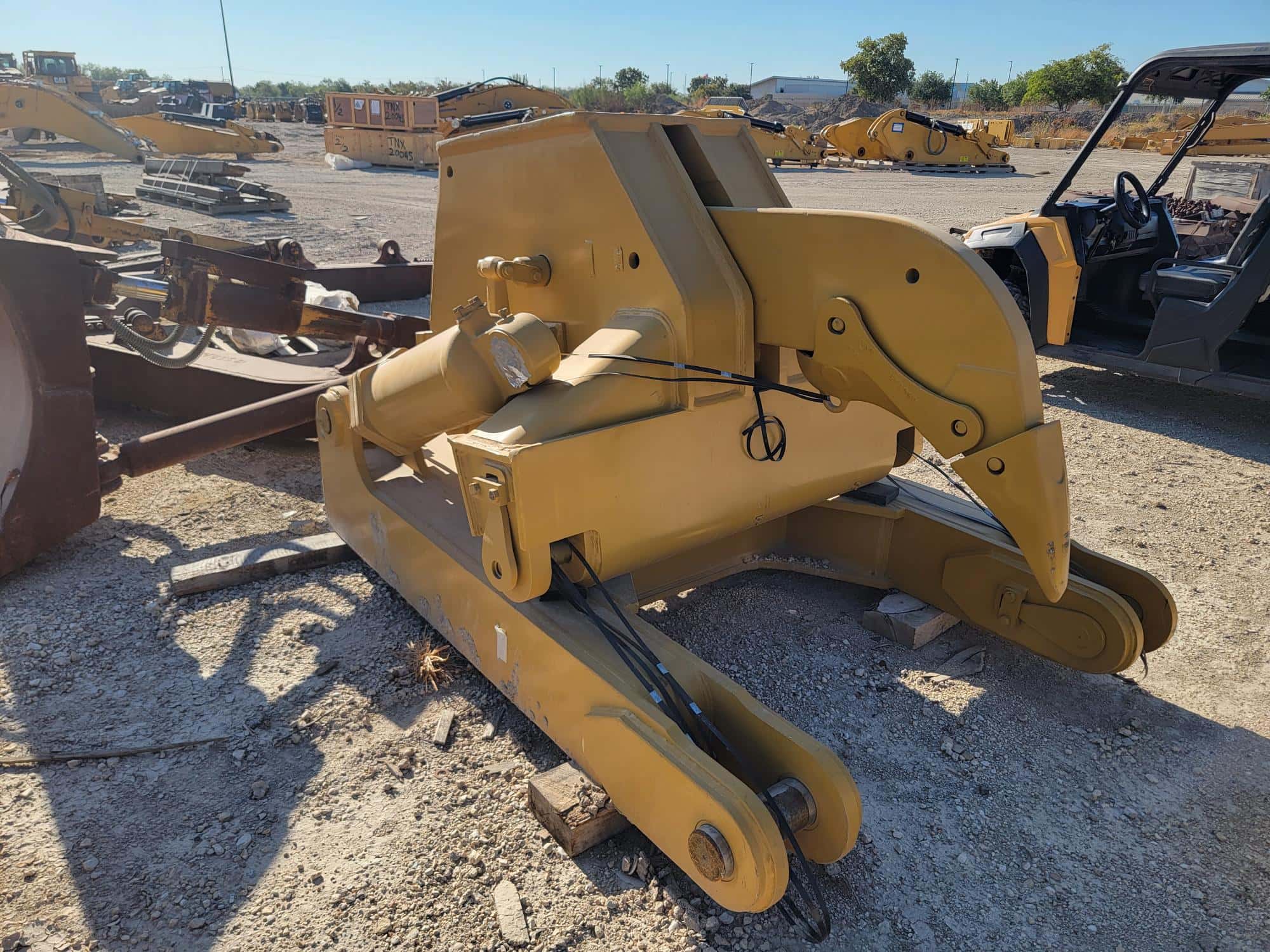 USED D10T SS RIP                            MQ image