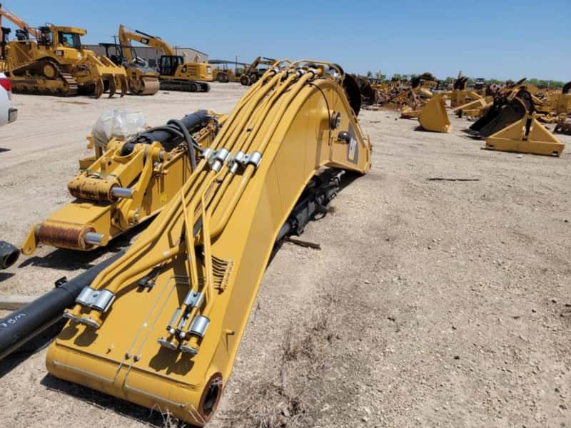 CAT 336F BOOM  BLH/PART# 4403516 OR 5944367 (12.8 FT) DB FAMILY image