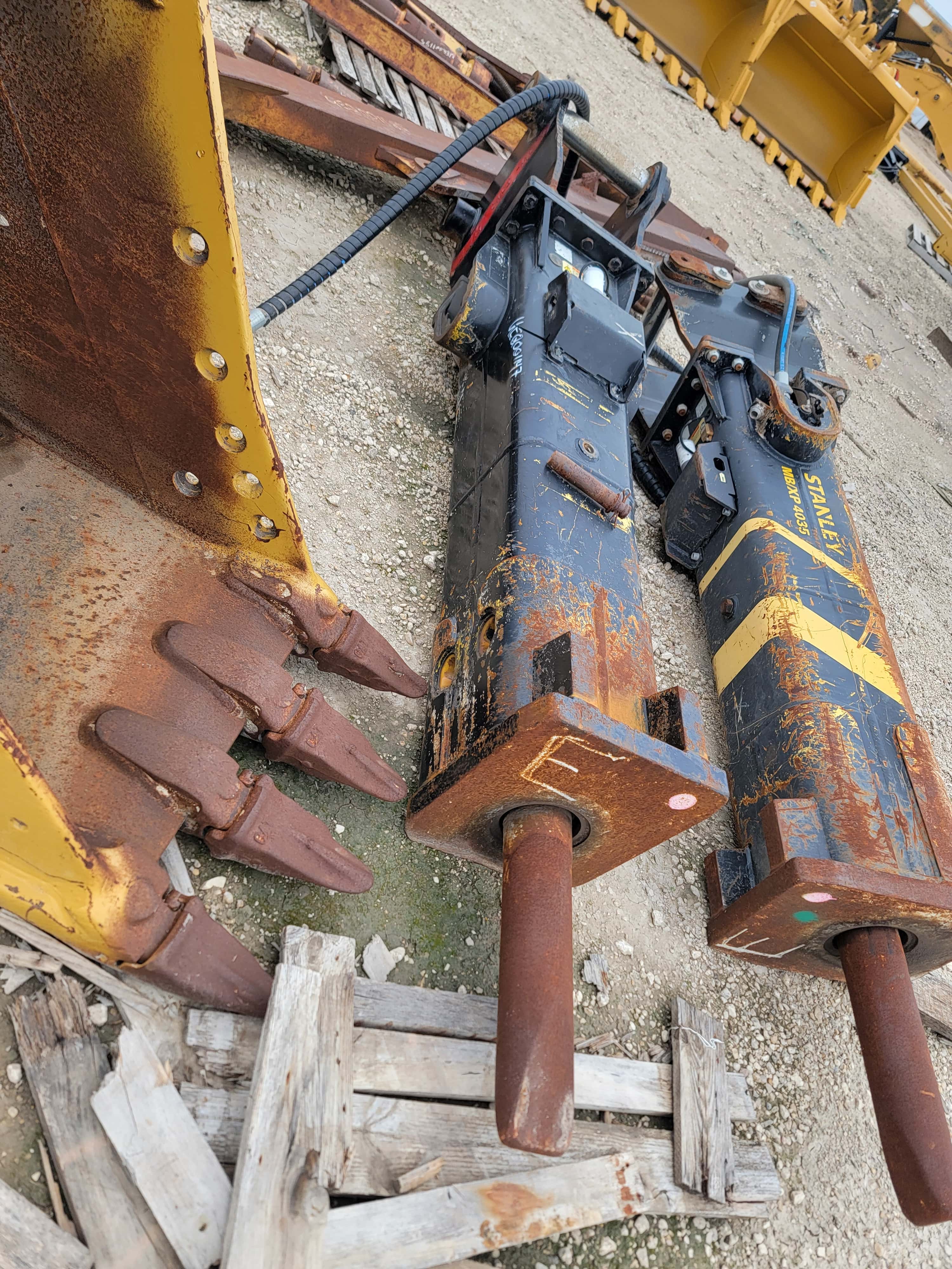 STANLEY HAMMER CUST# 336-80-H05 image
