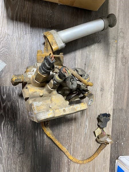 Fuel Filter Base image 1