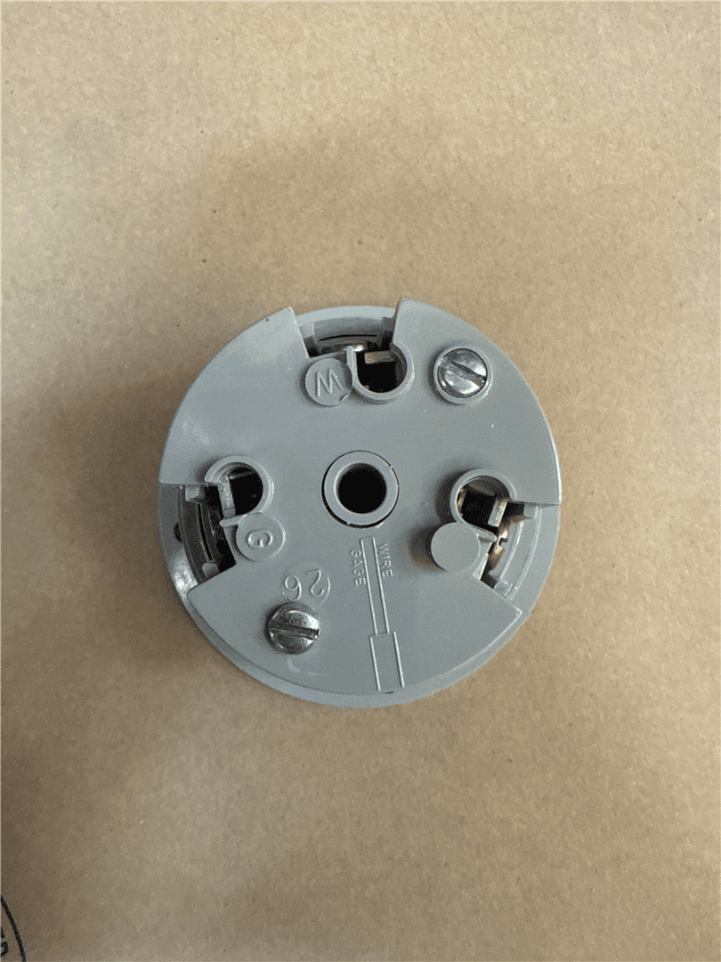 NEW RECEPTACLE image 1