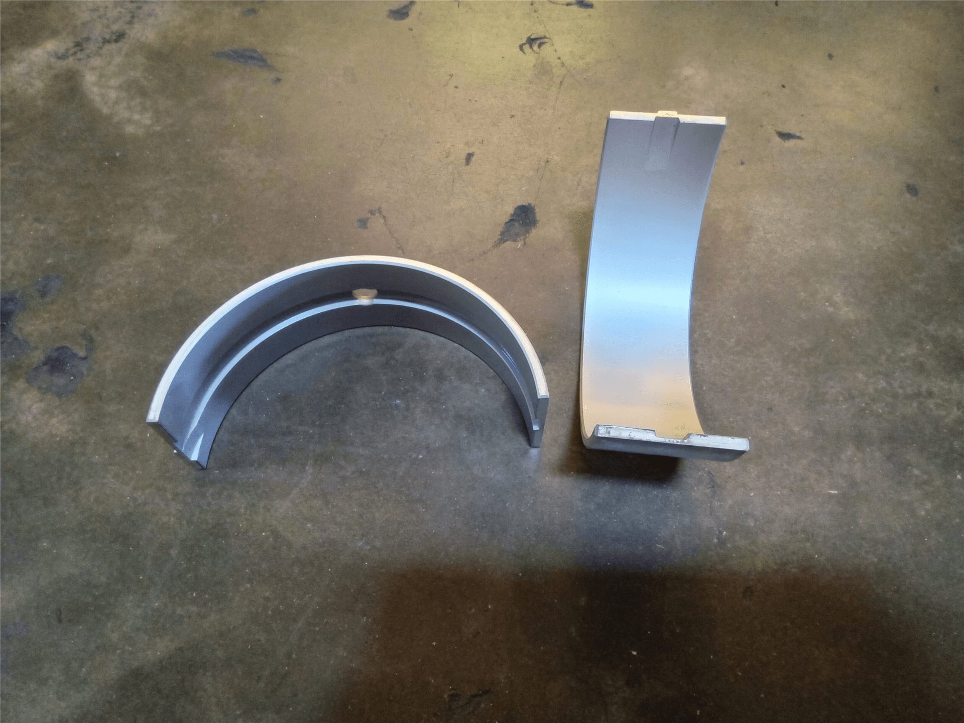 NEW MAIN BEARING image 1