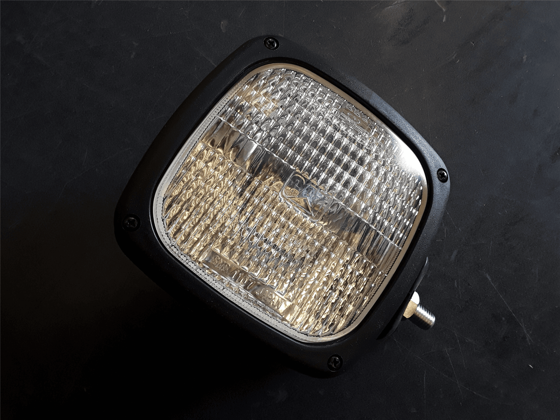 NEW FLOOD LAMP image 1